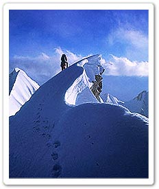 Trekking in Sangla Valley